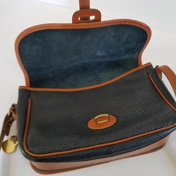 Vintage Dooney & Bourke Black Brown All Weather Leather Classics Equestrian Bag - Picture 7 of 16